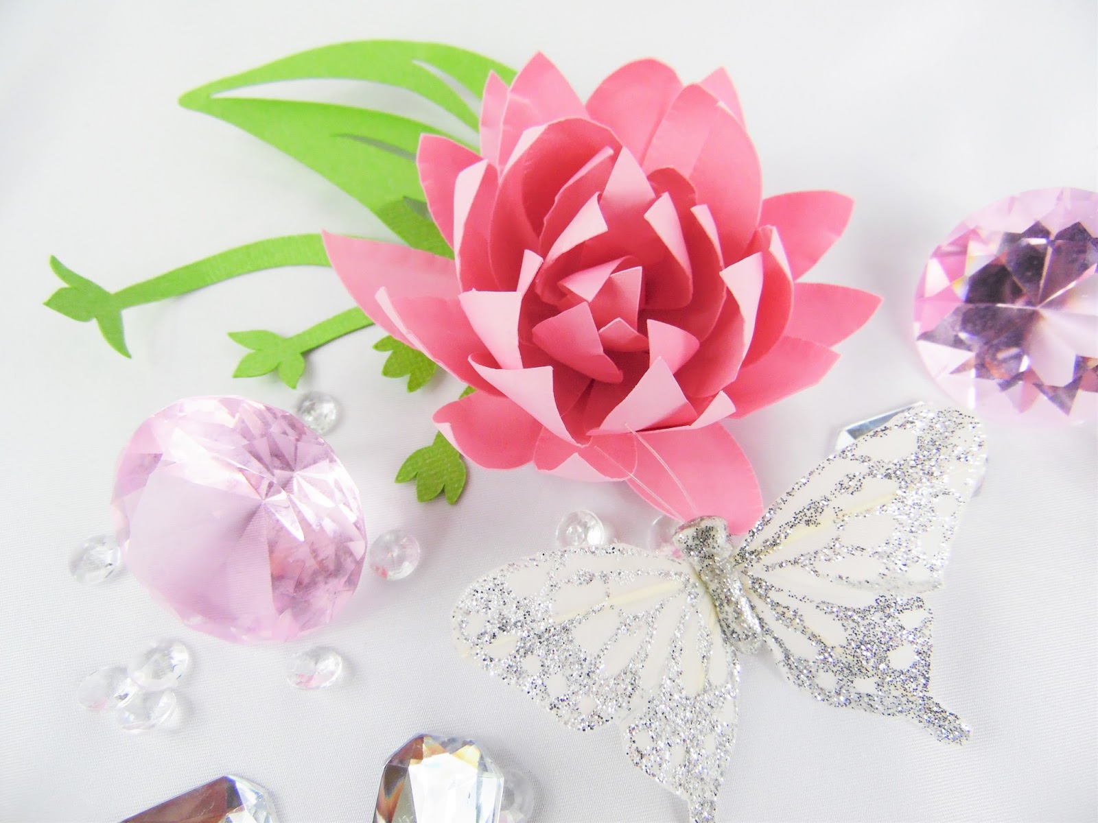 Mama's Gone Crafty Easy DIY Small Paper Flowers Lotus Style