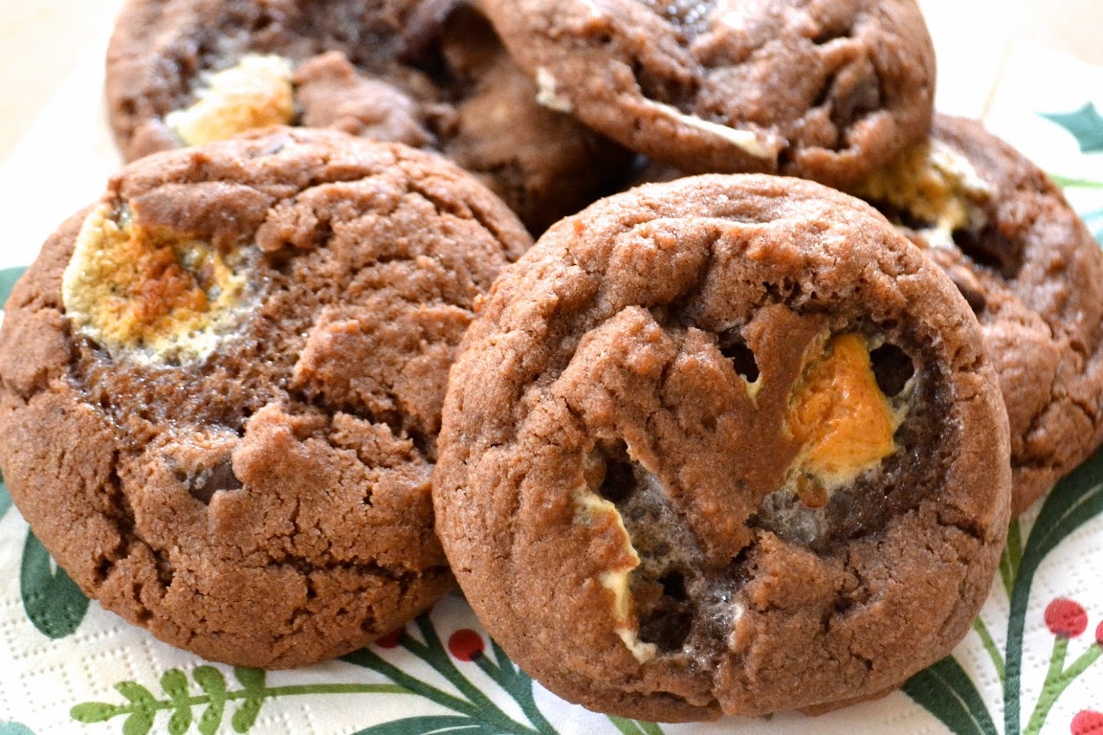 The Newfangled Housewife: Four Easy Sweet Recipes for Christmas Parties