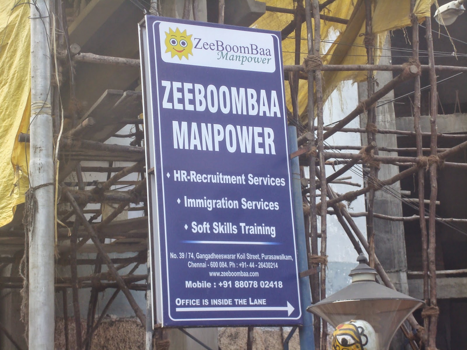 Chennai Daily Photo: Magic staffing