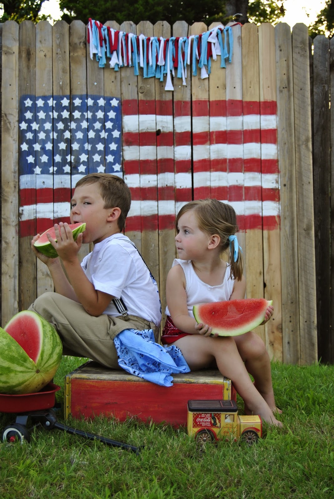 the girl with Panache: Patriotic Vintage Photo Props