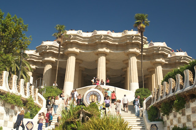 Park Guell, Barcelona, Spanyol, Eropa, Travelling, Wisata, Antoni Gaudi, dragon fountain