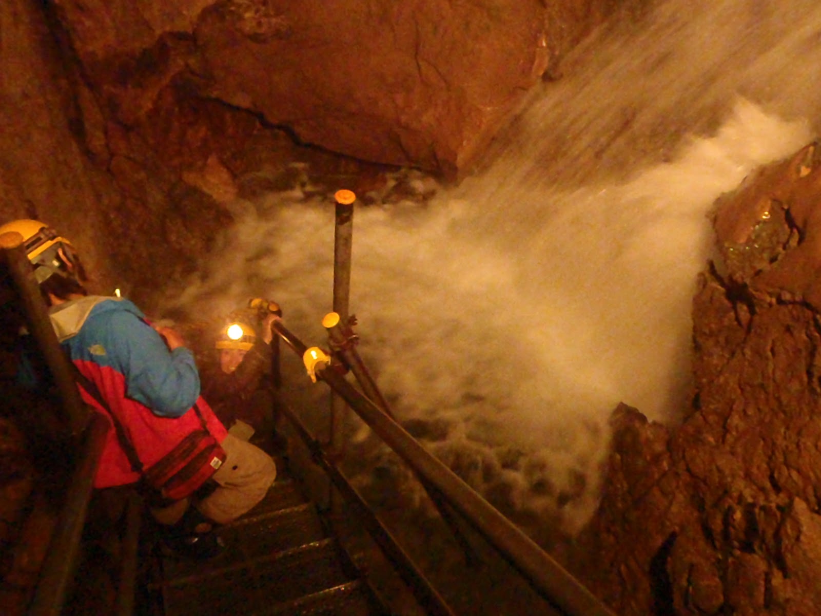 ファーサイド奮闘記 球泉洞にいくぞ〜☆