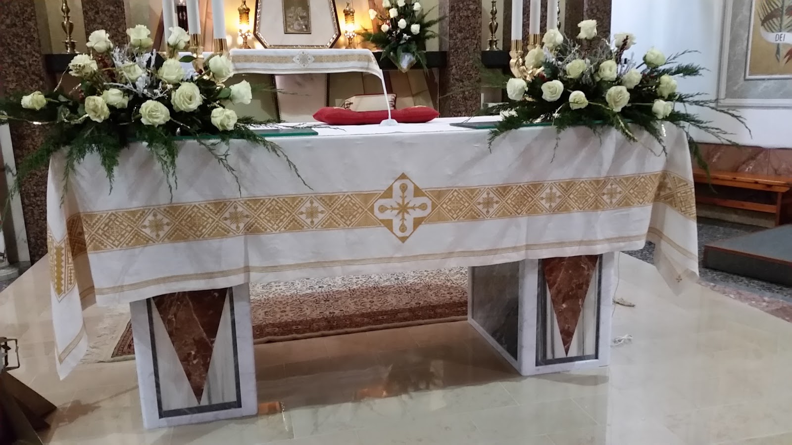 Come Si Chiama La Tovaglia Dell Altare ricamo e... altro: La tovaglia d'altare.