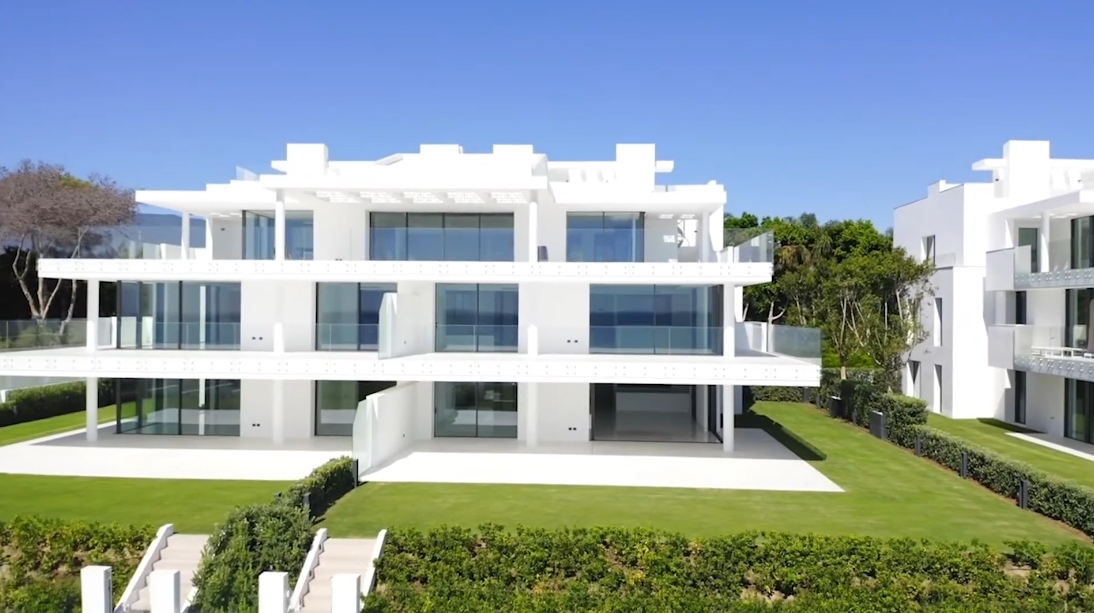 32 Photos vs. Emare Estepona Luxury Beachfront Condos Interior Design Tour