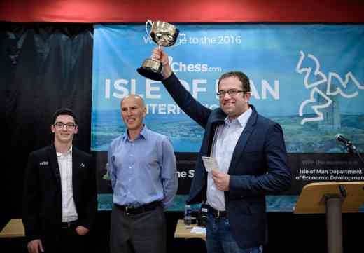Les américains Wesley So face à Hikaru Nakamura sous le regard de Fabiano Caruana - Photo © Alina L'Ami Les américains Wesley So face à Hikaru Nakamura sous le regard de Fabiano Caruana - Photo © Alina L'Ami