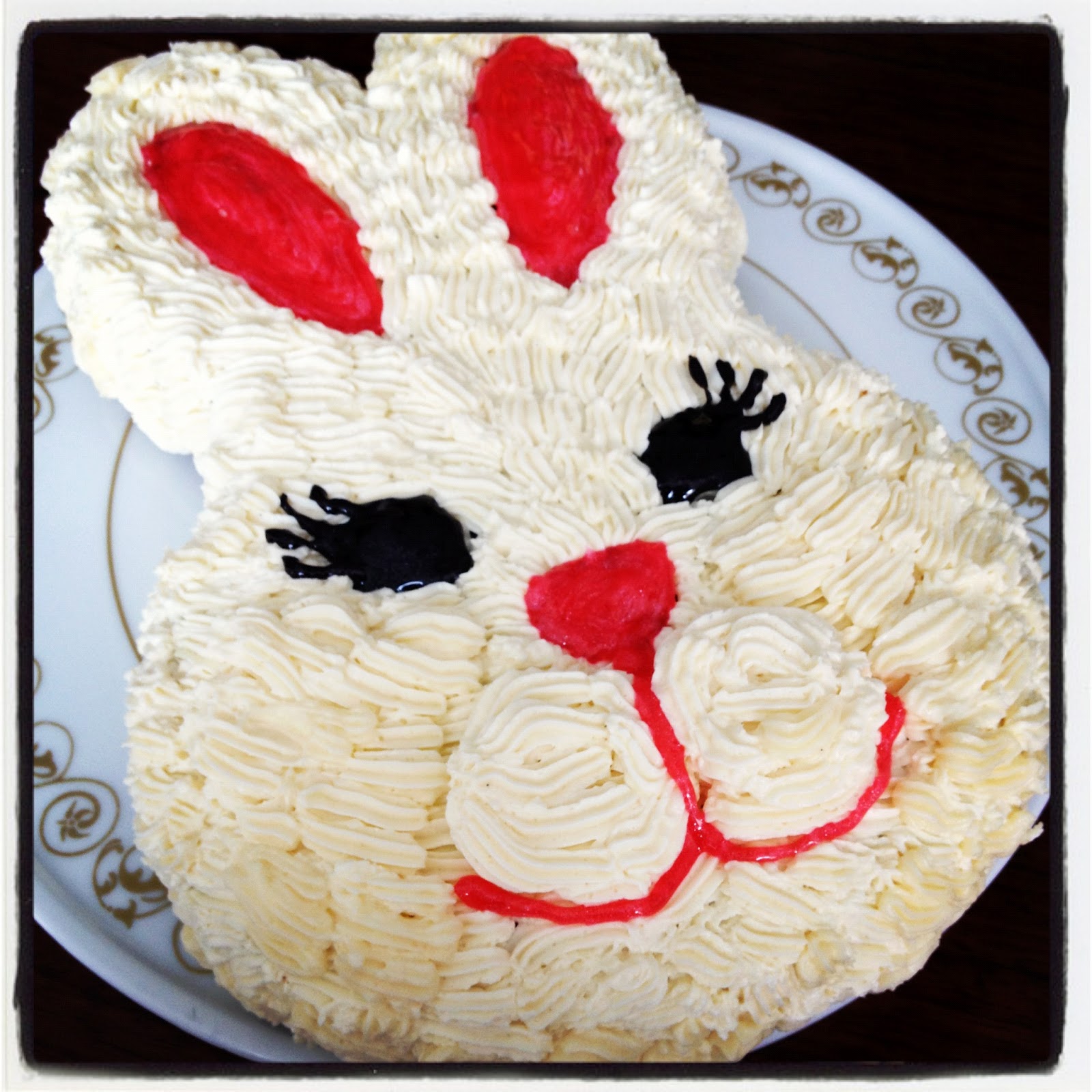 .. Sweet make me Smile .. Carrot cake for Easter
