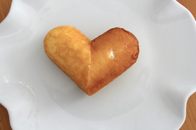 A heart shaped Twinkie.