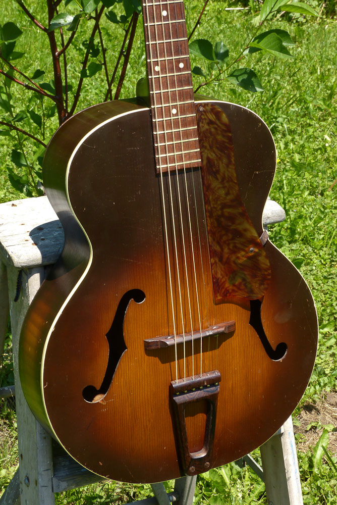 1946 Harmony H2415 Archtop Guitar