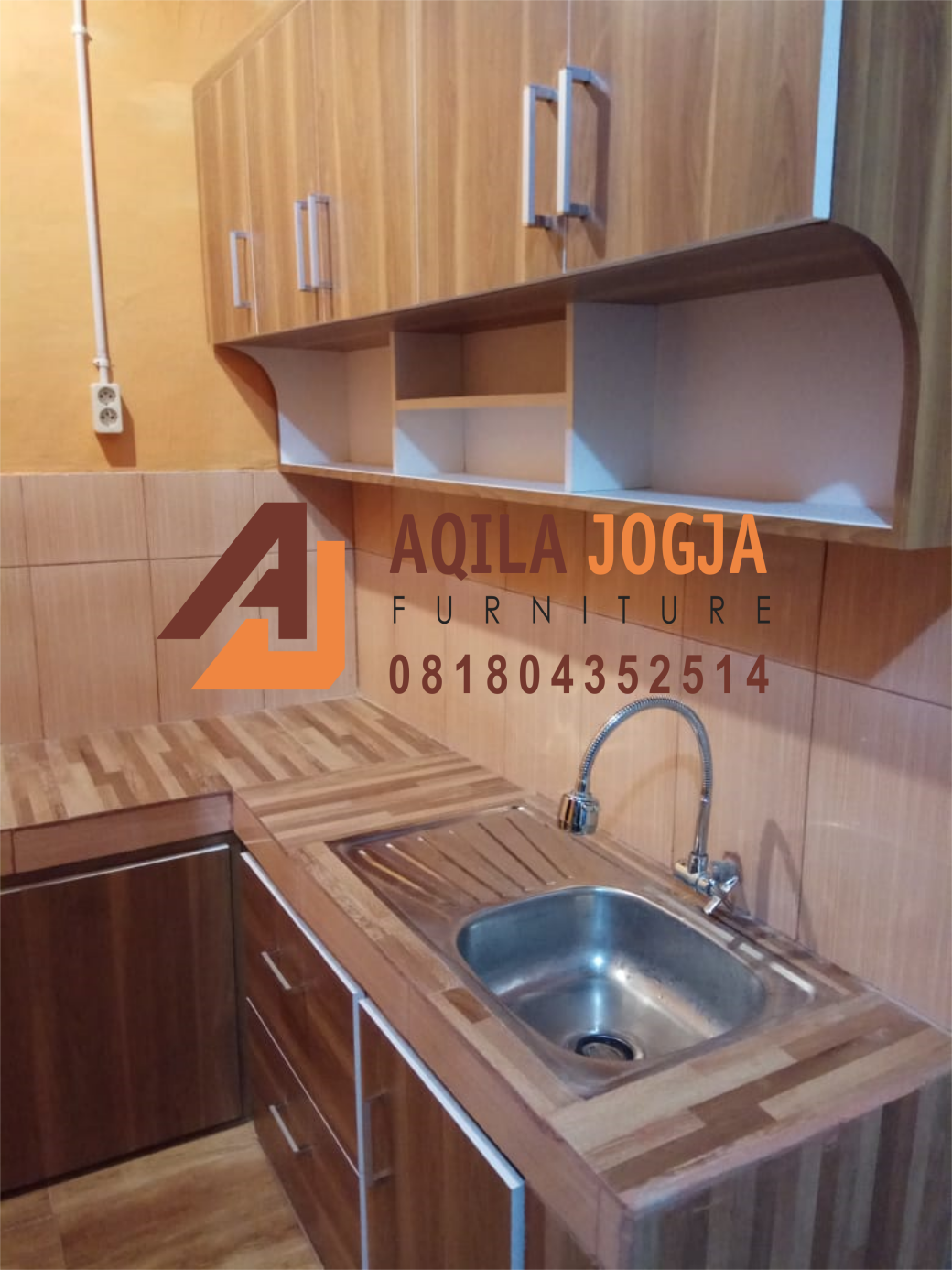 Ahli bikin Kitchen set bahan multiplek Aqila Jogja