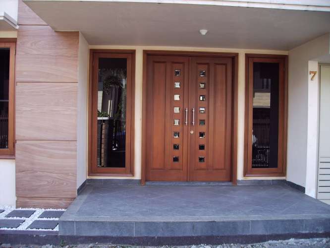 Desain Pintu Kupu Tarung Gambar Pintu Rumah Minimalis Sekitar Rumah
