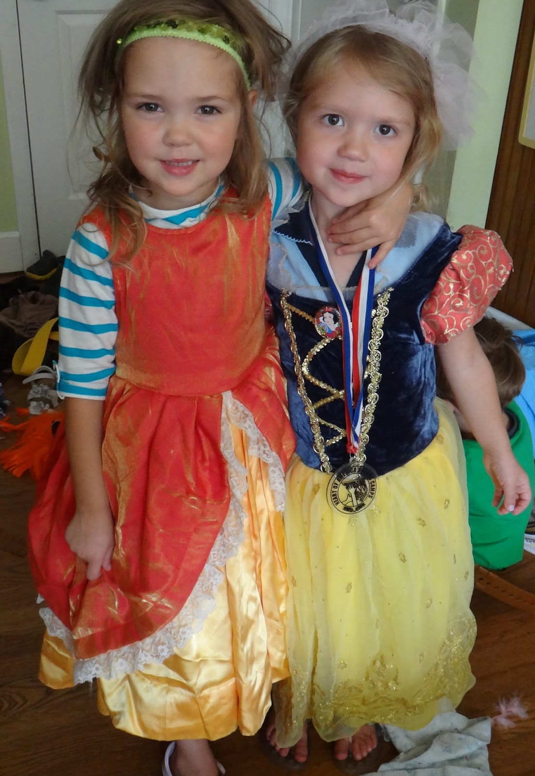 Little Stars Learning: 7 Skills of Dress Up Play