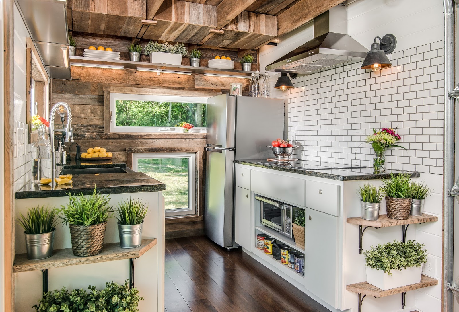 Relaxshacks.com: NOT Small on Style- A Modern LUXURY Tiny House Kitchen