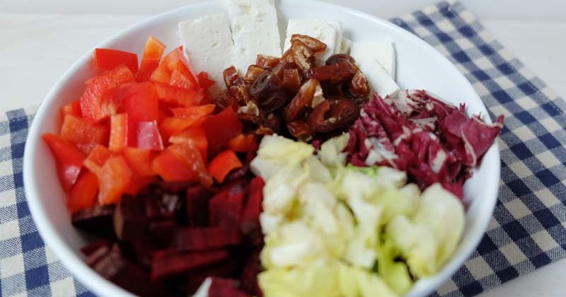 Rezepte &amp; Blog Essen bei Freunden Schichtsalat herb &amp; süß im Glas für