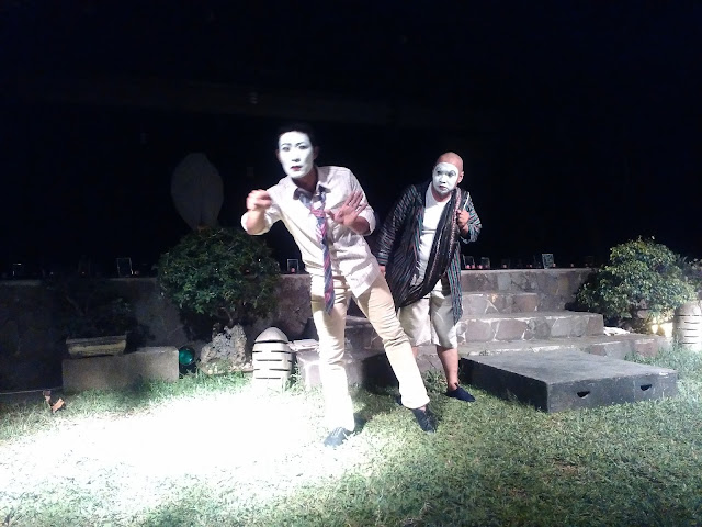Pantomime Ngilogithok Jemek Supardi - teraSeni.com Pantomime Ngilogithok Jemek Supardi - teraSeni.com