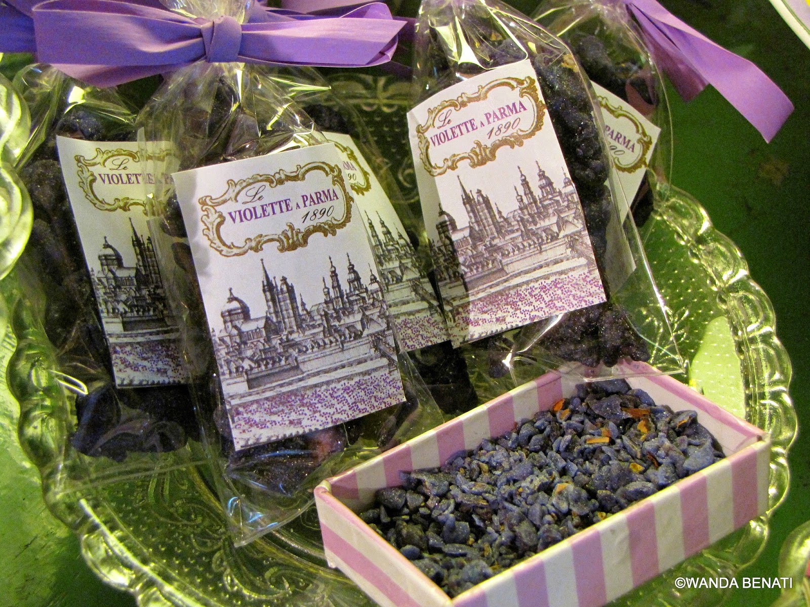 Le città del Profumo : Parma e la Violetta di Maria Luigia • Viaggi, Luoghi  e Profumi