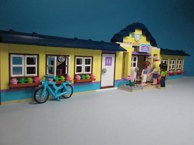 Set LEGO Friends 41005 Heartlake High Regresso à escola