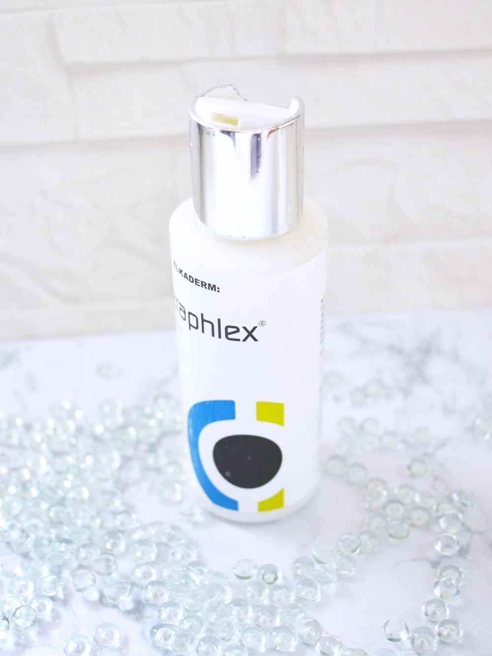 Keraphlex Review - beauty blogger Annie K, founder, CEO and writer of ANNIES BEAUTY HOUSE