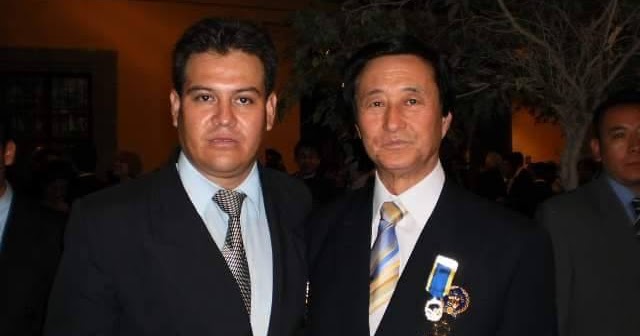 Profesor Eusebio Narváez Frías y G.M. Dai Won Moon