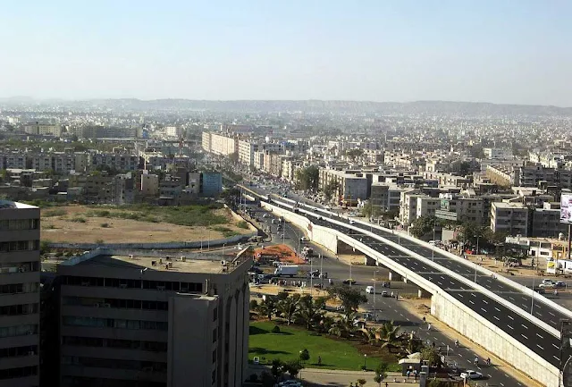 Resultado de imagem para karachi cidade