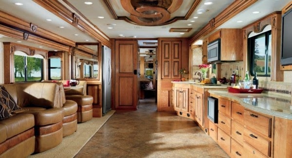 50 fantastic luxury motor-homes on wheels!