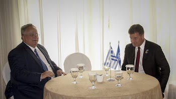 ο Τζέιμι φόφογουορθ πορνόκαυτά milf σεξ γκαλερί