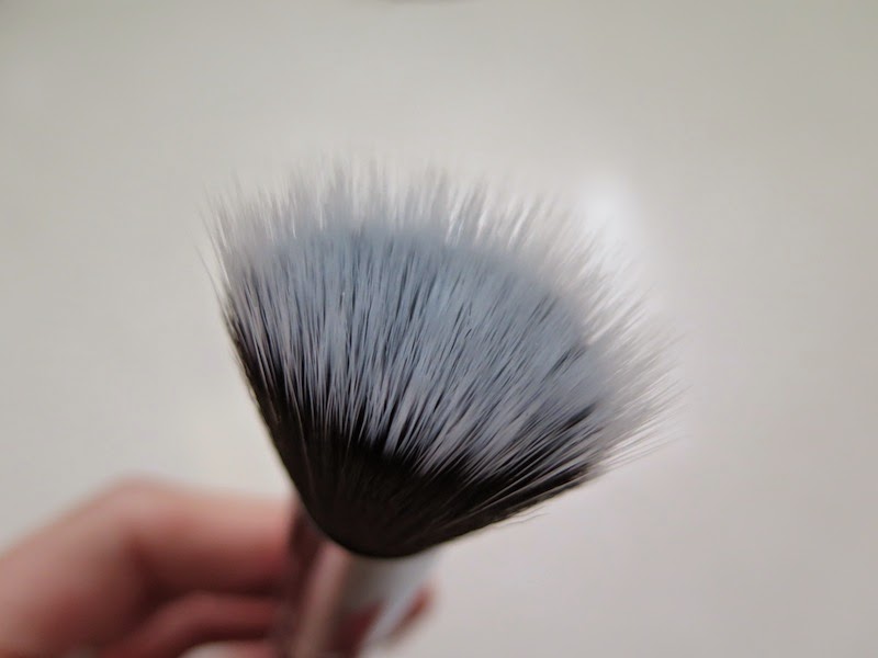 The Blackmentos Beauty Box Rave review Zoeva make up brushes