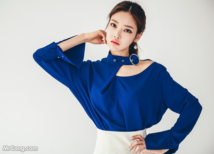 Beautiful Park Jung Yoon in the April 2017 fashion photo album (629 photos) photo 4-18