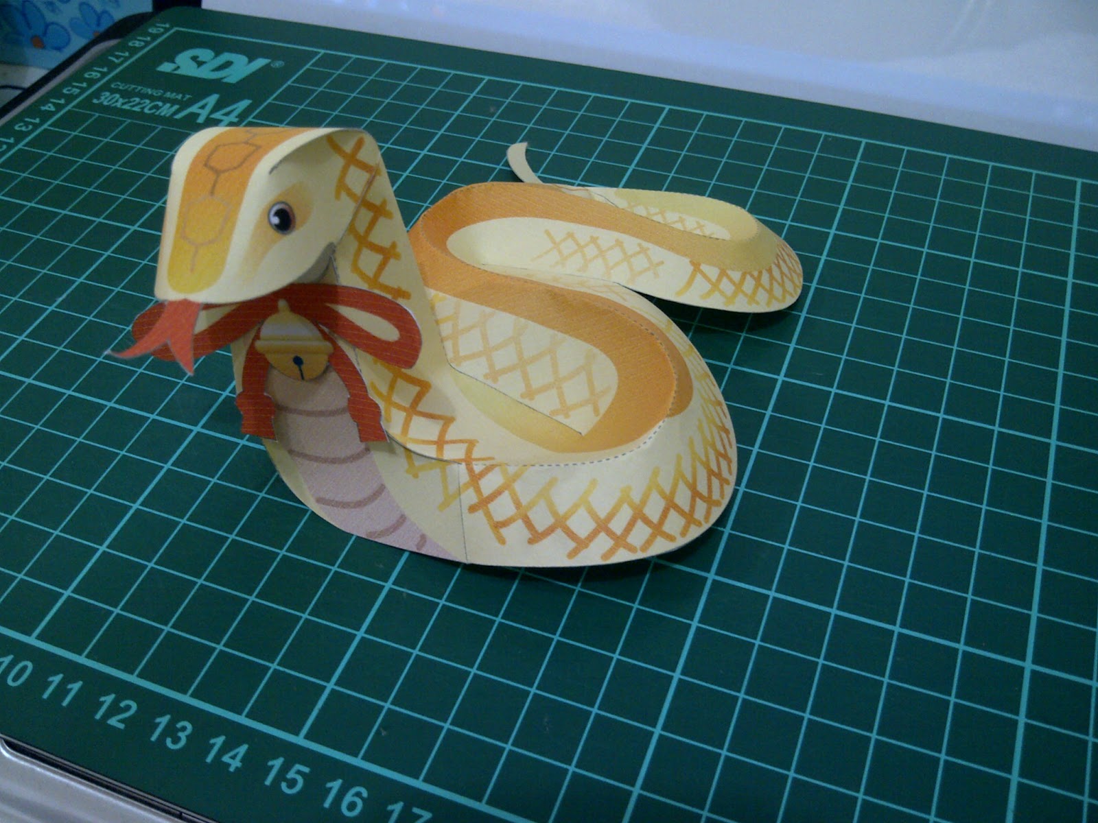 Papercraft Bali: Snake - Chinese New Year 2013