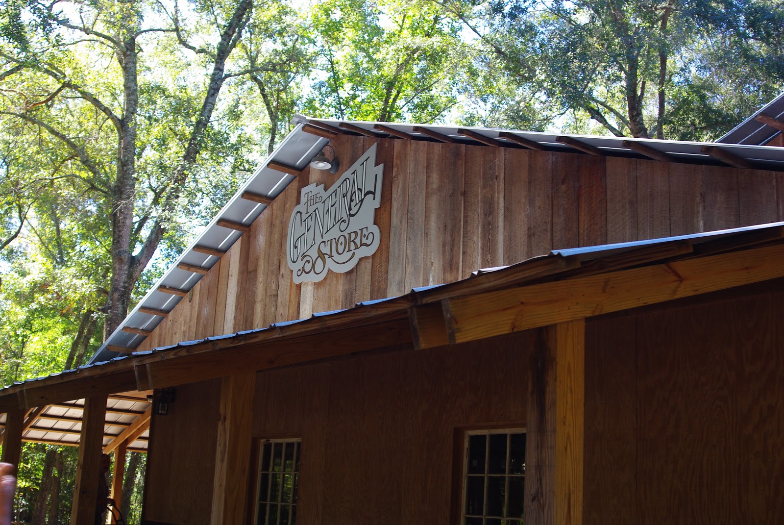 Willow Pond Wedding Venue Monticello Florida by Tallahassee Florist