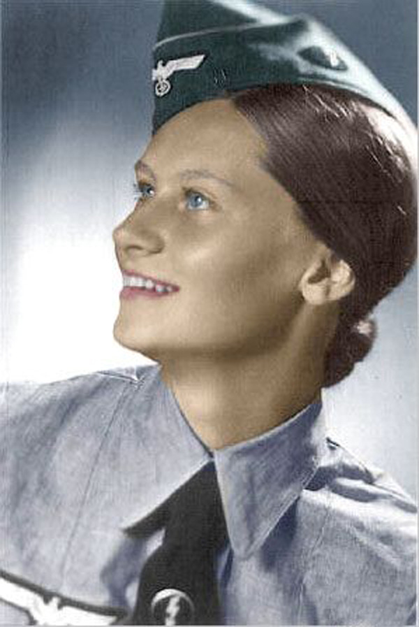German girl Color Photos World War II worldwartwo.filminspector.com