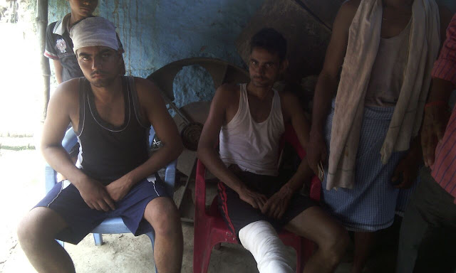 uttar-pradesh-police-encounter-sitapur-उत्तर प्रदेश-सीतापुर जिले के महोली-यूपी में पुलिस का तांडव गिरी तीन लाशें आधा दर्जन घायल uttar-pradesh-police-encounter-sitapur-उत्तर प्रदेश-सीतापुर जिले के महोली-यूपी में पुलिस का तांडव गिरी तीन लाशें आधा दर्जन घायल