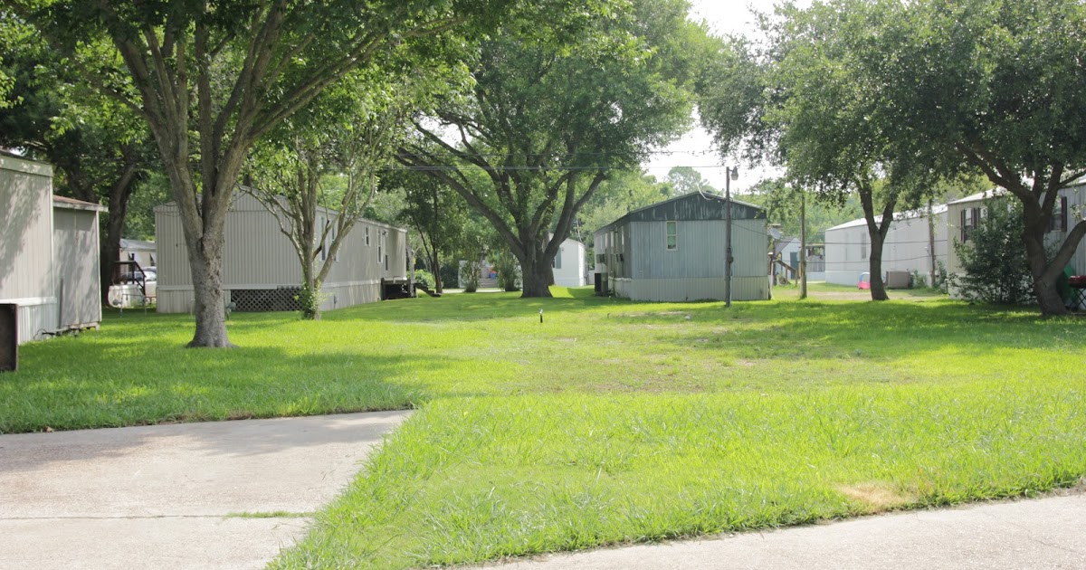 Baywind Mobile Home Park 524 Louisiana Bacliff Tx. 77518 Mobile Home