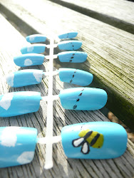 nail buzzy bee
