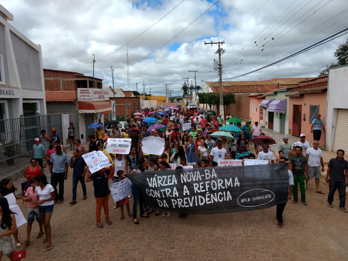 Várzea Nova em dia de protesto contra as reformas do governo Temer