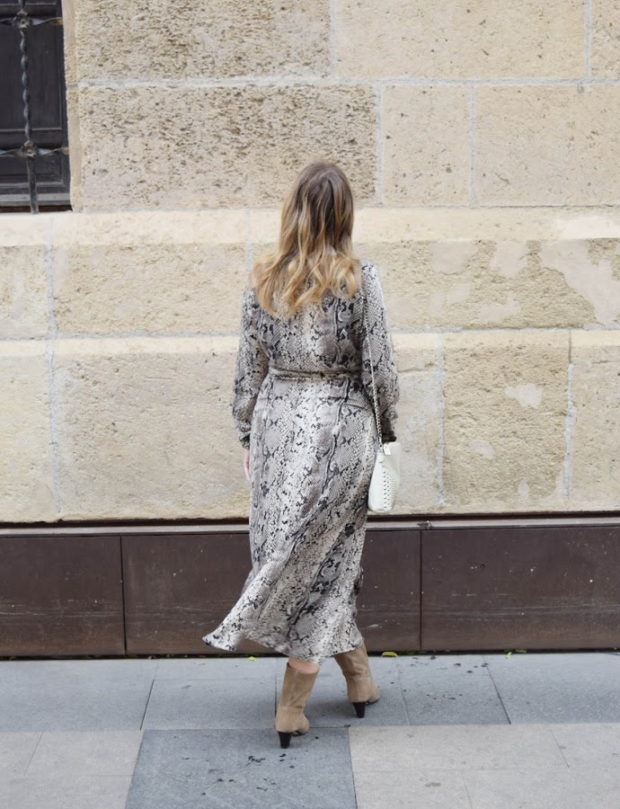 vestido_serpiente_snake_dress