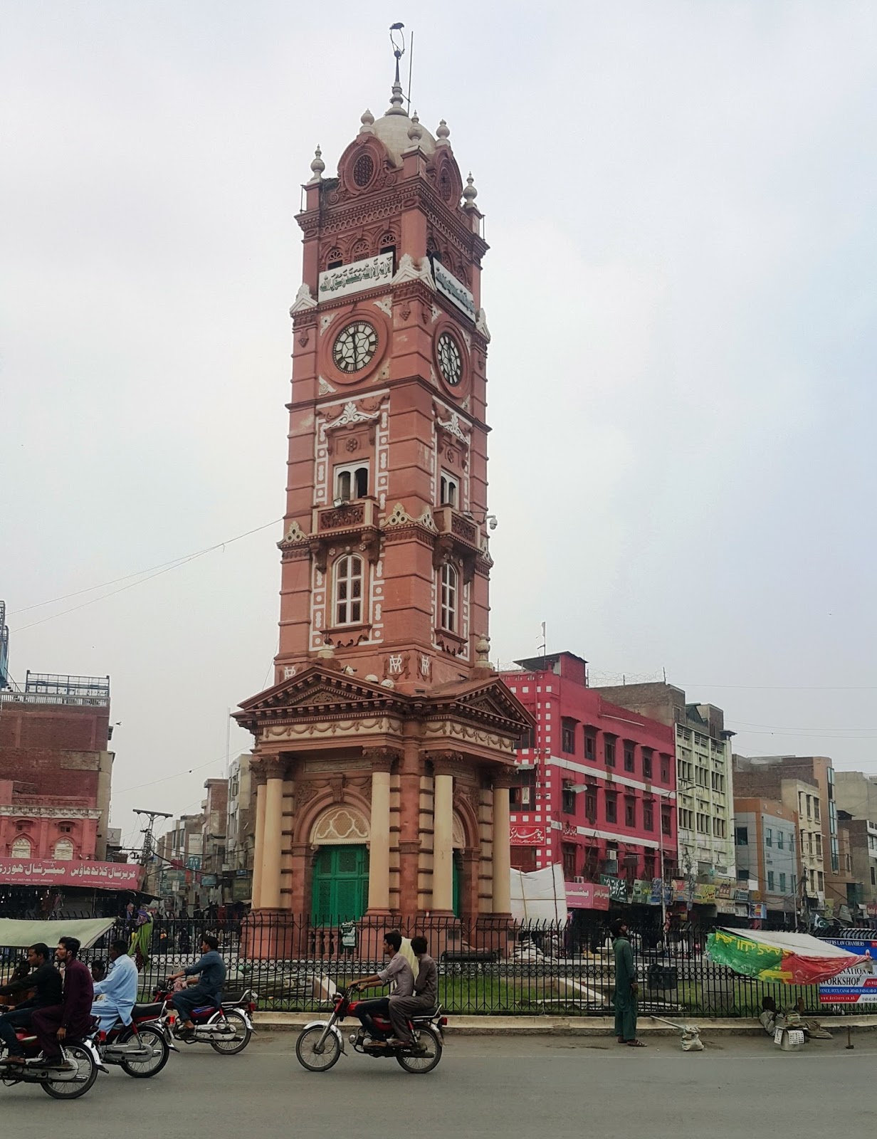 Pakistan Geotagging Ghanta Ghar of Faisalabad (The Clock Tower of