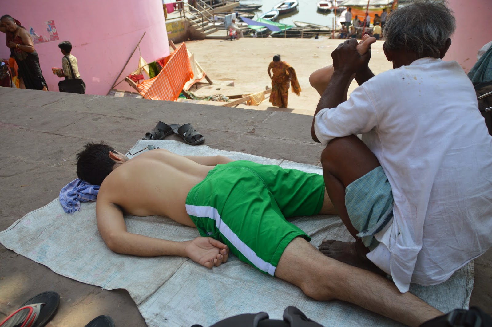 male to male full body massage varanasi bulge erect india ghats intimate man rubbing 