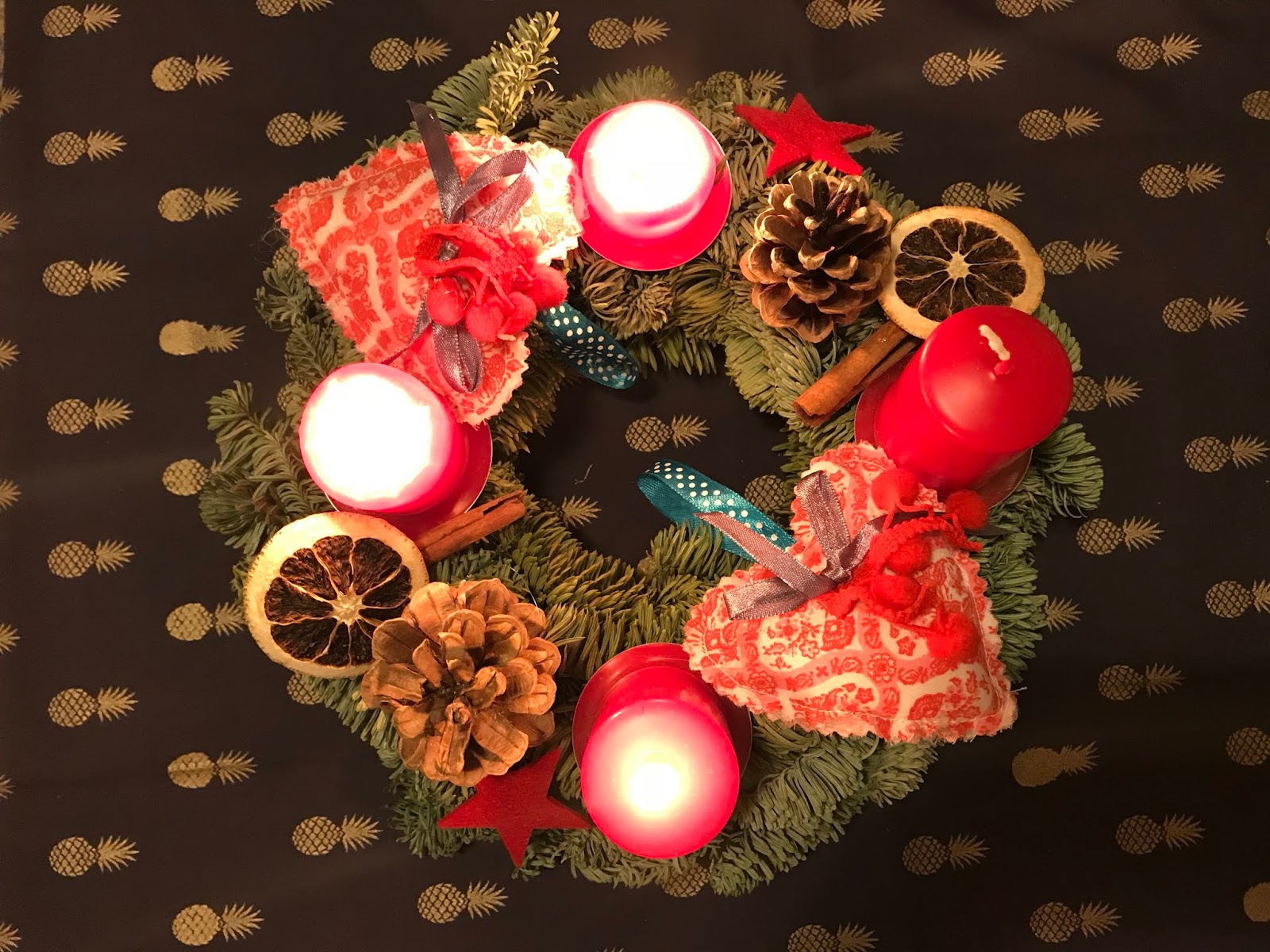 Strasbourg Diaries（ストラスブール・ダイアリーズ） クリスマスのアドベントリース / Couronne d'Avent