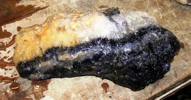 New Vein of Extremely Rare Mineral Discovered in England