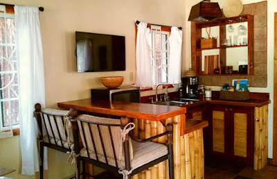 Remax Vip Belize: new Kitchen