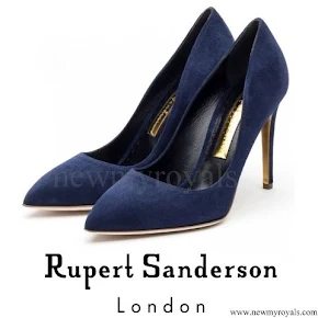 Kate Middleton wore RUPERT SANDERSON Suede Pumps LK BENNETT Frome Clutch