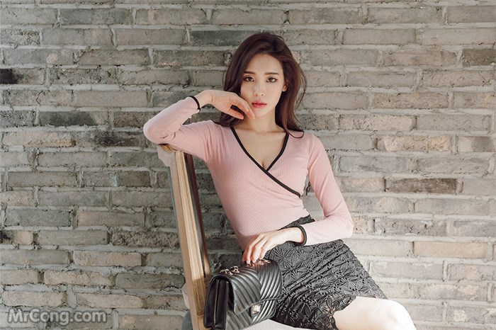 Beautiful Park Da Hyun in fashion photo album February 2017 (397 photos) photo 1-19