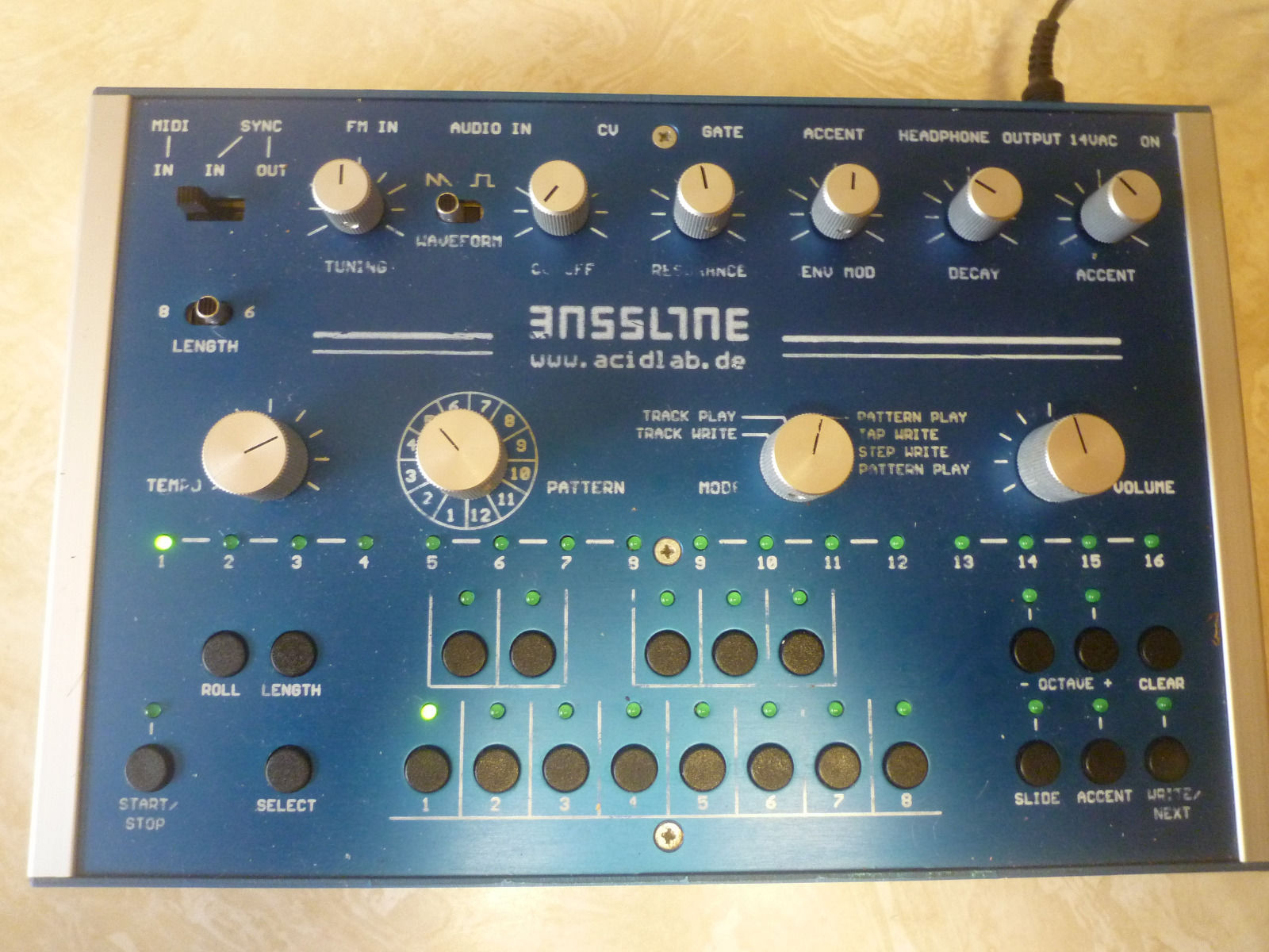 MATRIXSYNTH acidlab bassline 2