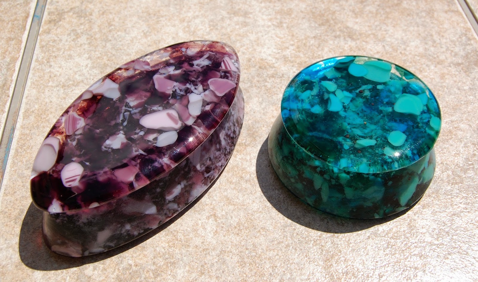 Fused Glass Boxes Using Colour de Verre Casting Molds