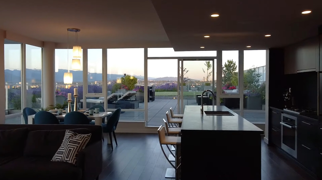 27 Interior Design Photos vs. 2107 Quebec St, Vancouver Luxury Penthouse Tour