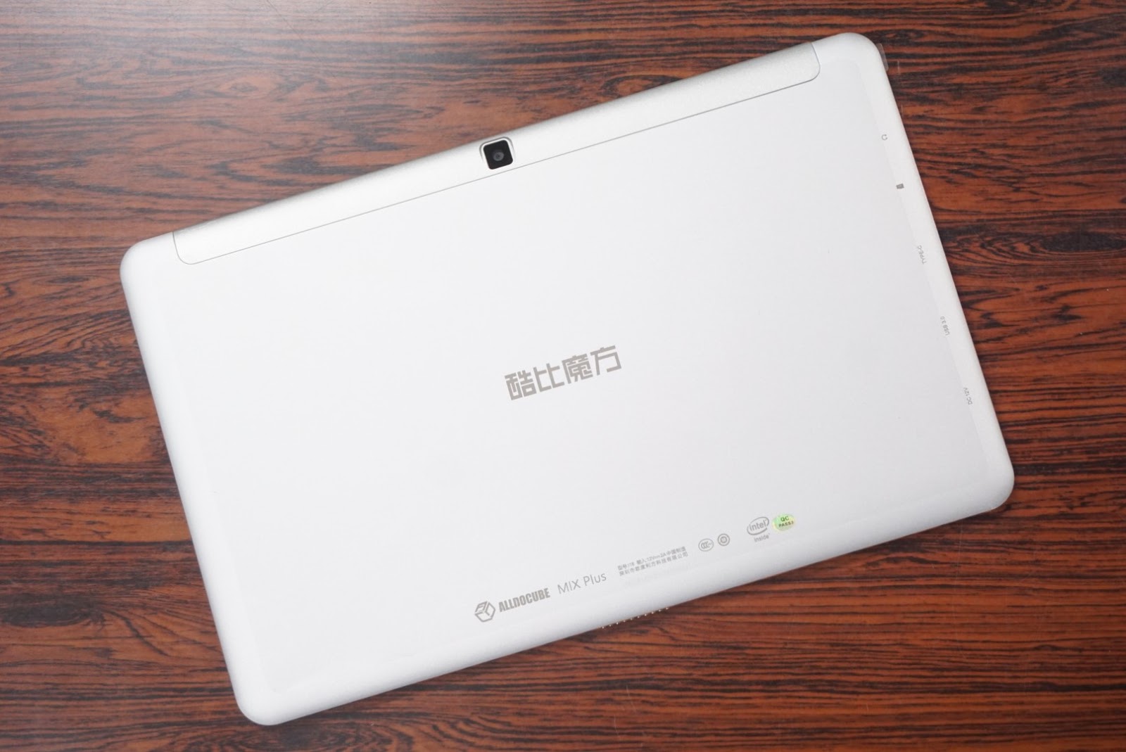Alldocube Mix Plus レビュー トータル約400ドルで圧倒的スペックの2 In 1タブを 自由自在に使えるcore M搭載10 6インチタブ Cube Mix Plusレビュー Chinar ちなーる