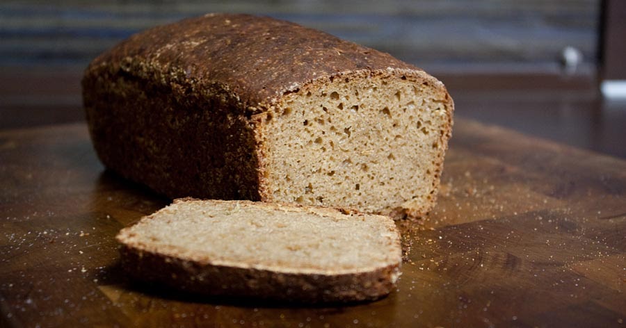 Roggenbrot, weich, süßlich und mit Fenchel