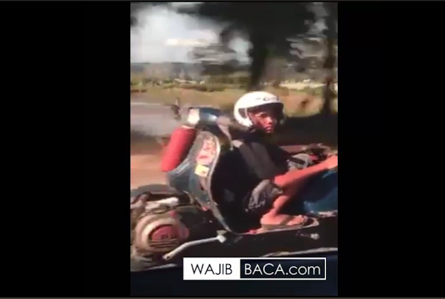 VIDEO : Gokil, Vespa Ini Berjalan Mundur. Lihat!