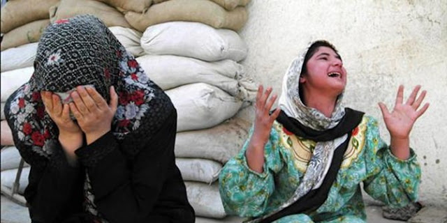Keji!! Pasukan SAS Temukan 50 Kepala Perempuan Yazidi Korban Kekejian ISIS di Tong Sampah Keji!! Pasukan SAS Temukan 50 Kepala Perempuan Yazidi Korban Kekejian ISIS di Tong Sampah