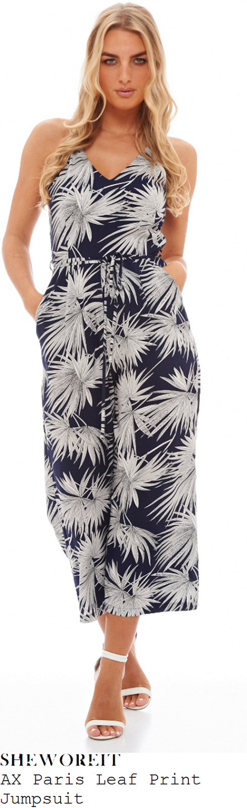 kate-wright-ax-paris-navy-blue-and-white-leaf-print-sleeveless-v-neck-wide-leg-culotte-jumpsuit